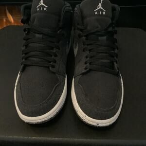 Nike Air Jordan 1 Mid SE 'Crater' - Size Men’s 7.5 or Women’s 9 “worn twice”